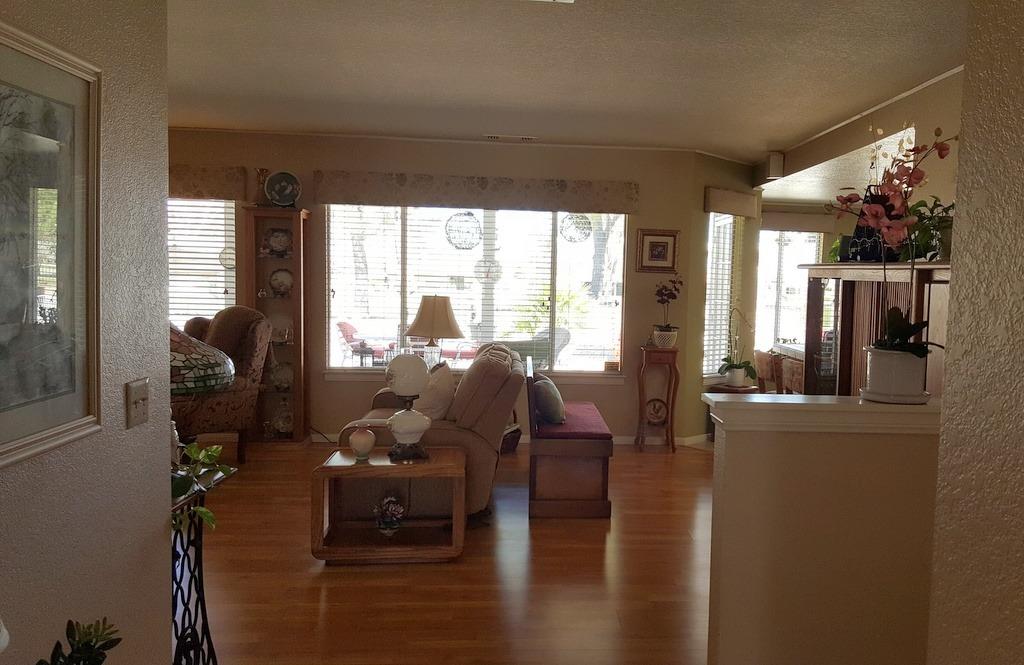 27979 Rustic Ct, Helendale, CA 92342 photo 11