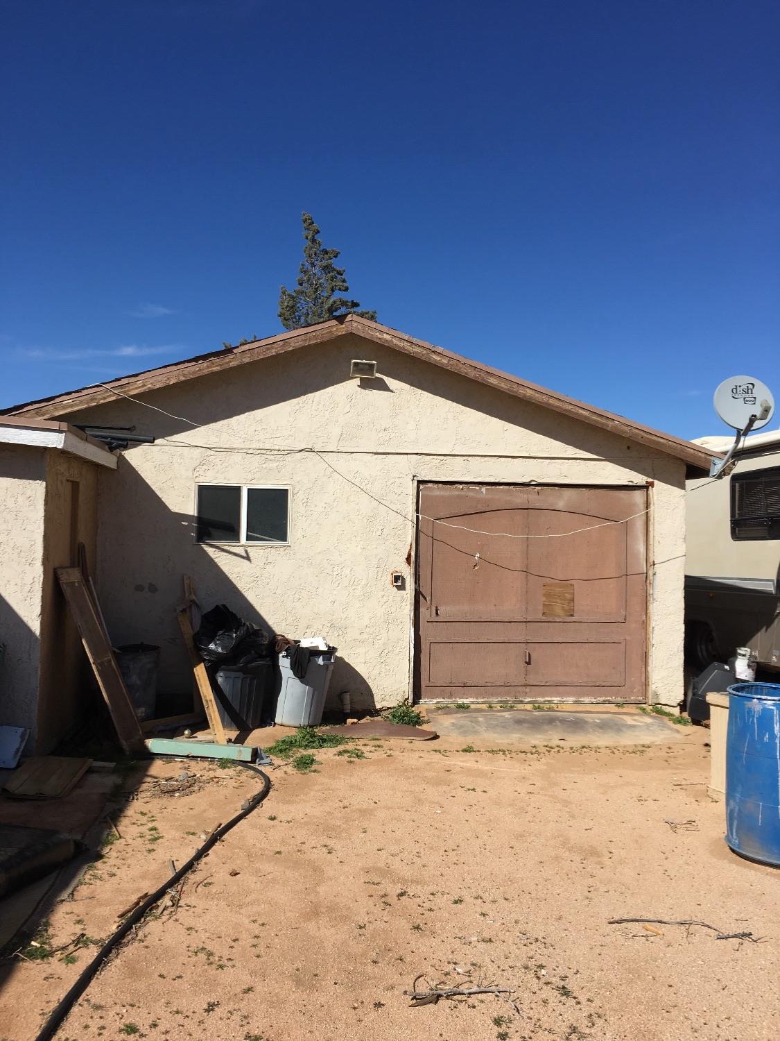 Undisclosed, Apple Valley, CA 92308 photo 3