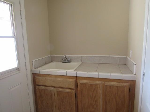 15969 Mojave St, Hesperia, CA 92345 photo 10