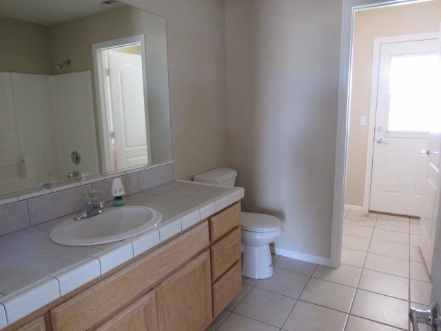 15969 Mojave St, Hesperia, CA 92345 photo 9