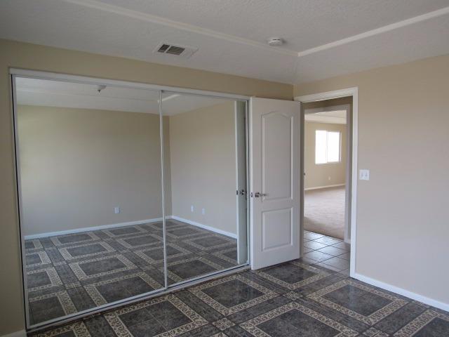 15969 Mojave St, Hesperia, CA 92345 photo 11