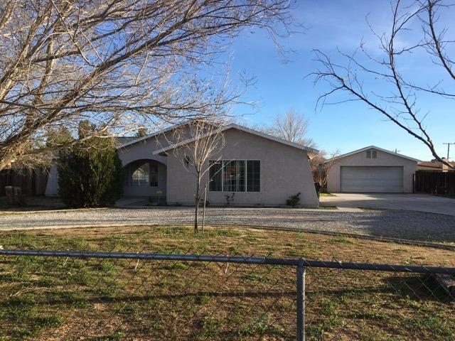 22121 Ramona Ave, Apple Valley, CA 92307 photo 1