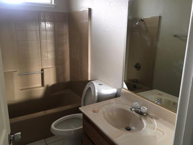 22121 Ramona Ave, Apple Valley, CA 92307 photo 9