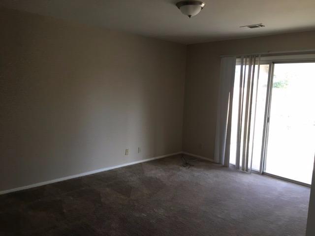 22121 Ramona Ave, Apple Valley, CA 92307 photo 8