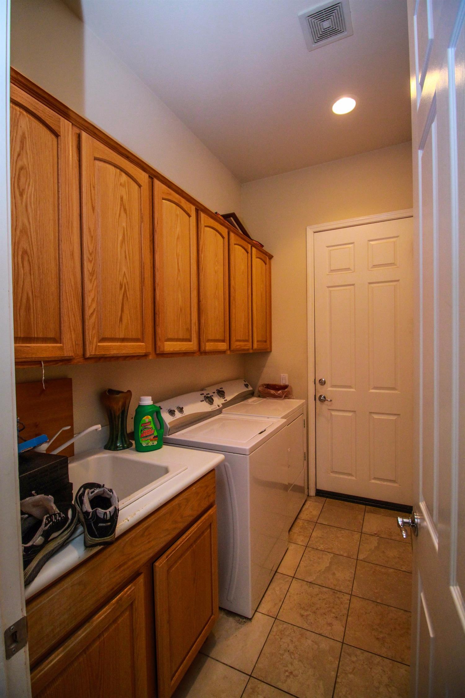 19792 Wallflower Ln, Apple Valley, CA 92308 photo 9