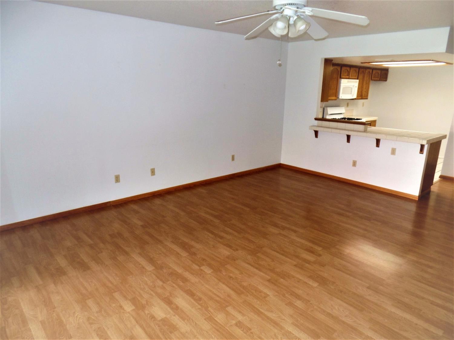 19792 Wallflower Ln, Apple Valley, CA 92308 photo 5