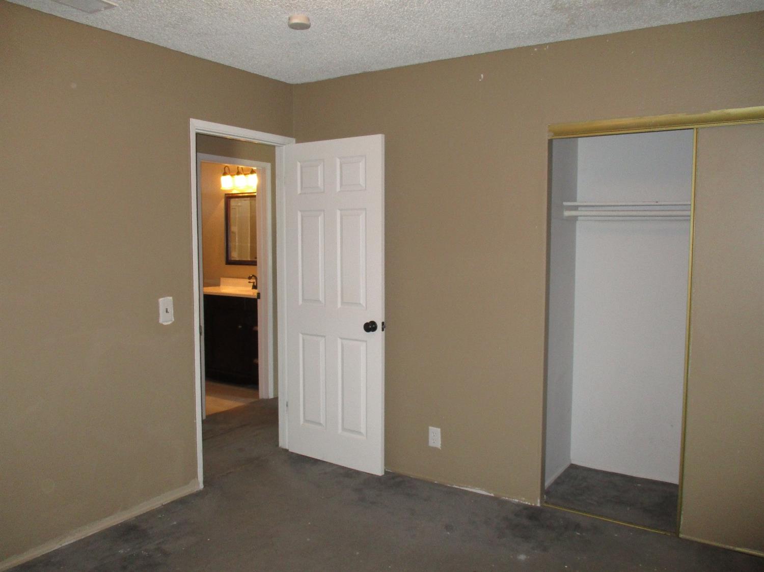 22243 Minnetonka Rd, Apple Valley, CA 92308 photo 9