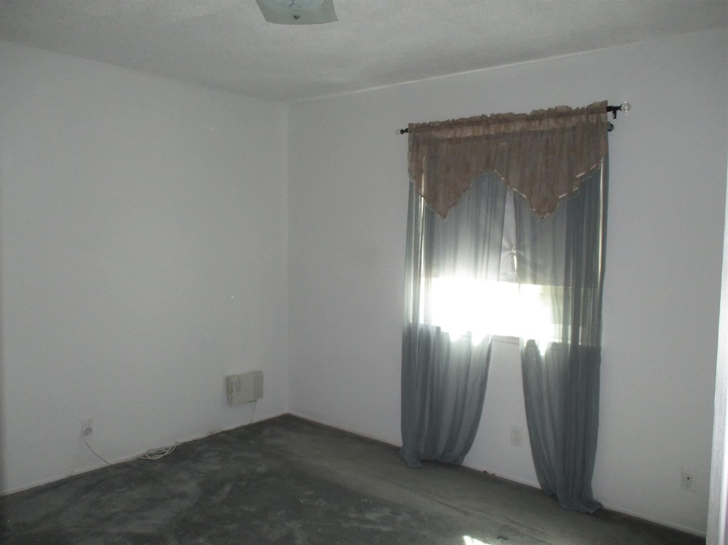22243 Minnetonka Rd, Apple Valley, CA 92308 photo 8