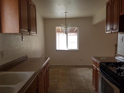 1216 Lillian Dr, Barstow, CA 92311 photo 8