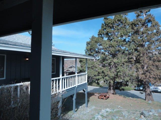 2340 Zurich Ct, Wrightwood, CA 92397 photo 4