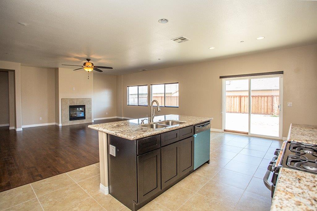 Undisclosed, Adelanto, CA 92301 photo 13