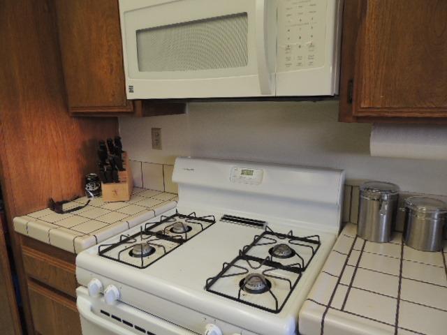 8205 Corona Ave, Hesperia, CA 92345 photo 7