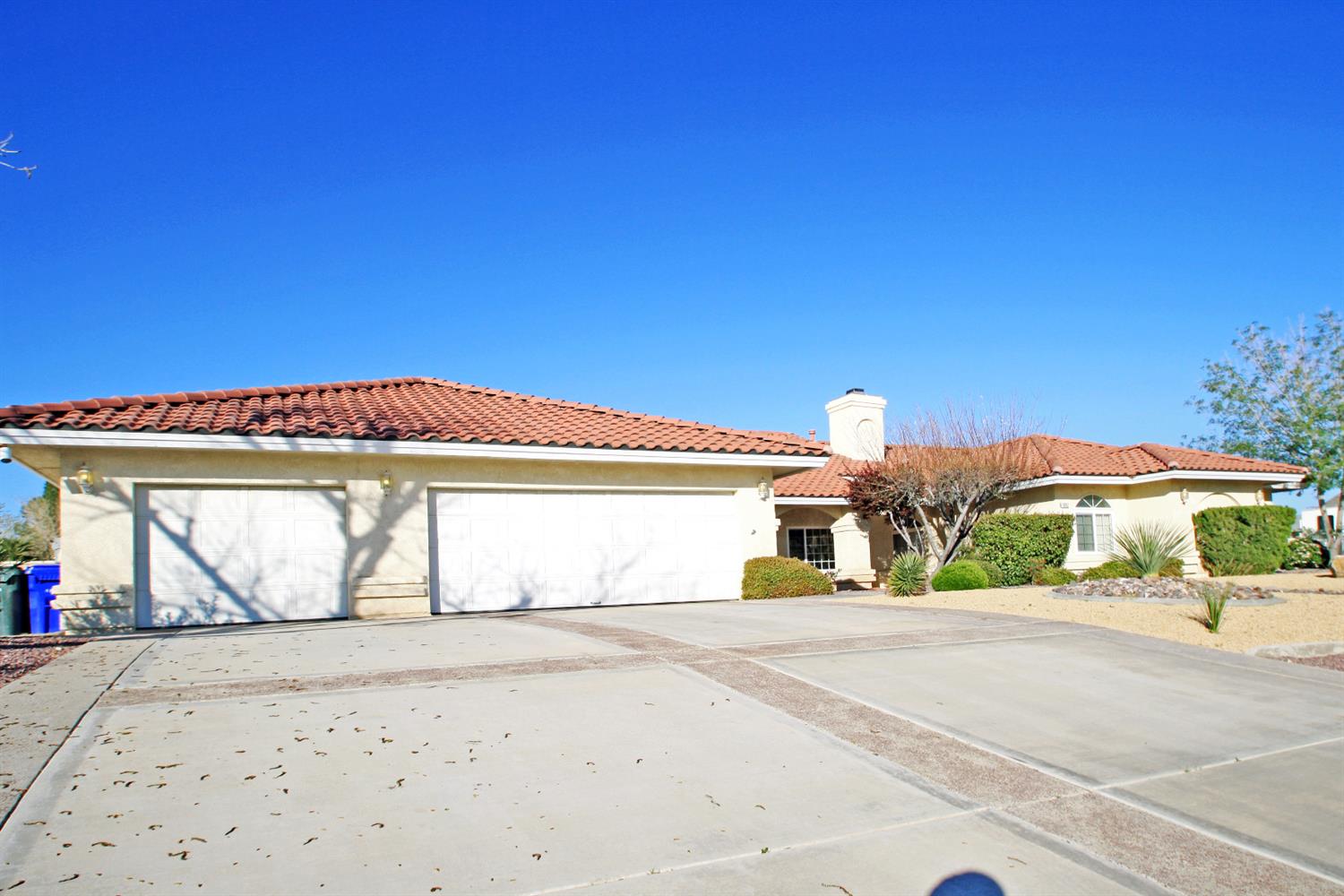Undisclosed, Apple Valley, CA 92307 photo 3