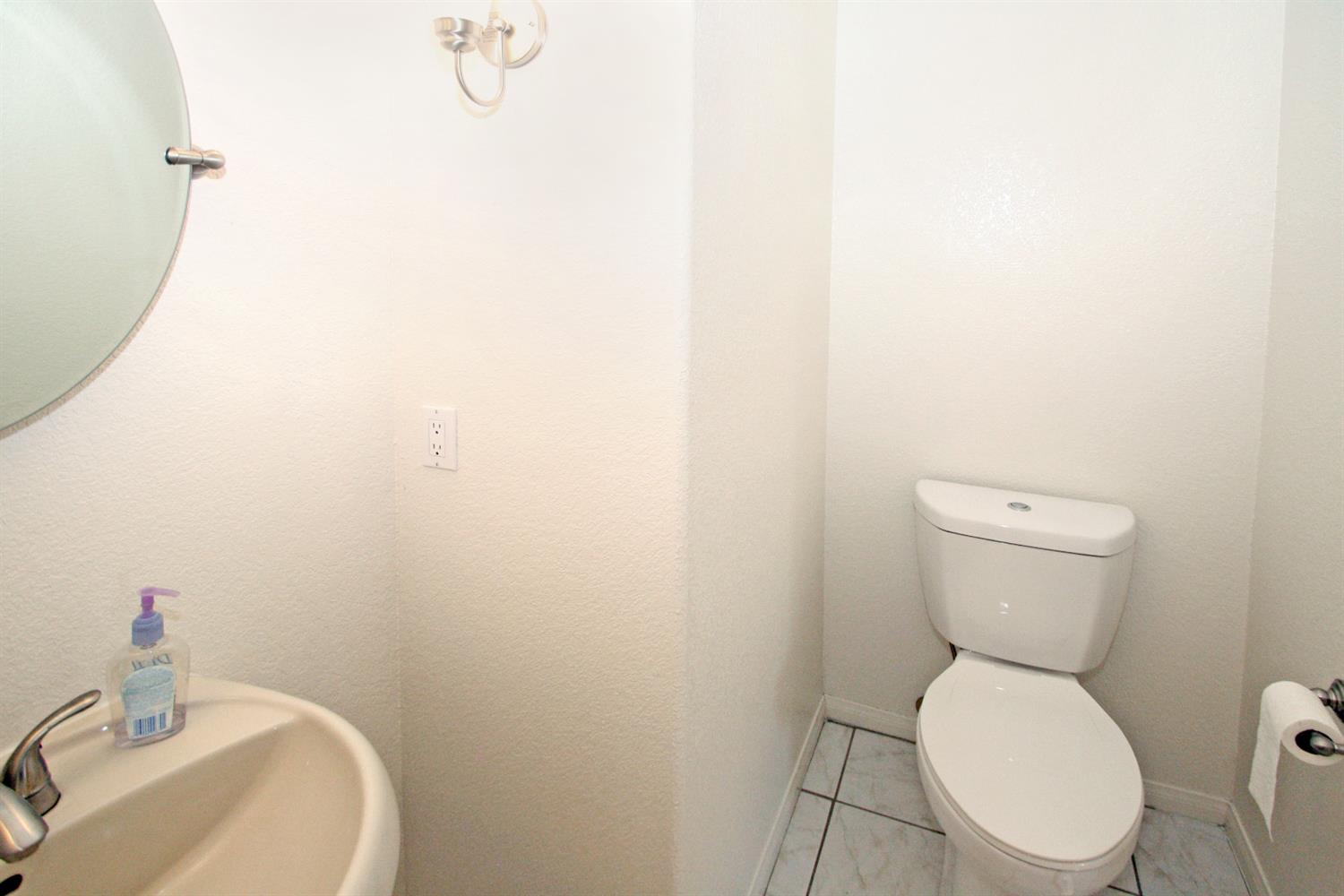 Undisclosed, Apple Valley, CA 92307 photo 28