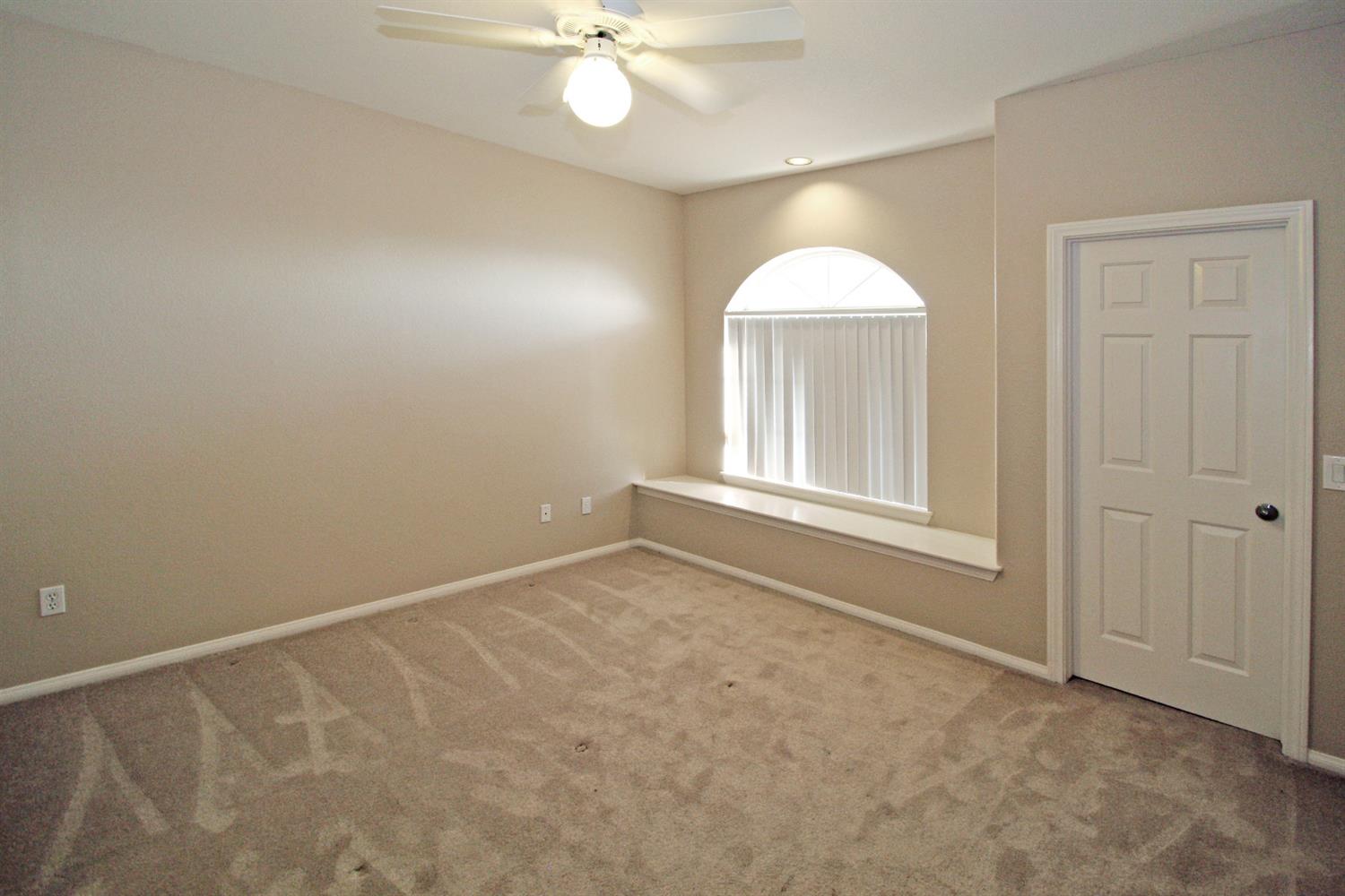 Undisclosed, Apple Valley, CA 92307 photo 39