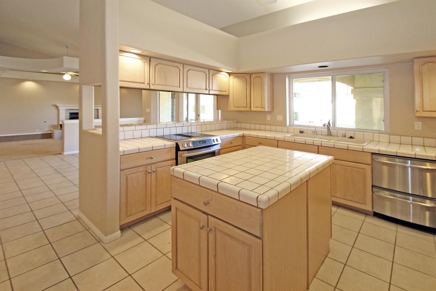 Undisclosed, Apple Valley, CA 92307 photo 21