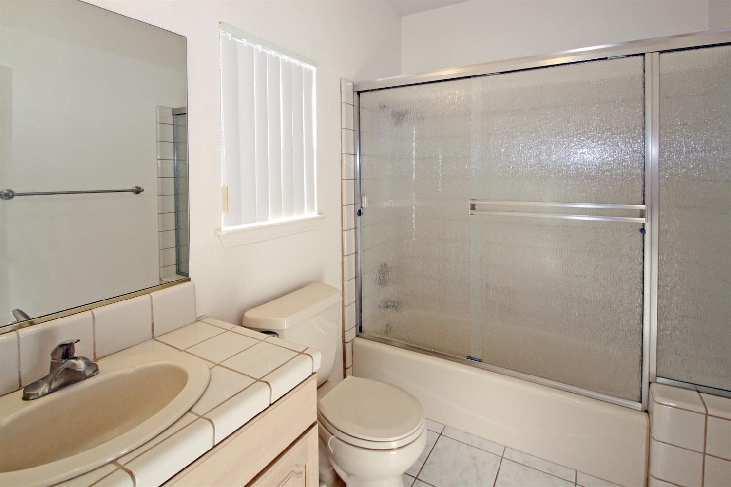 Undisclosed, Apple Valley, CA 92307 photo 34