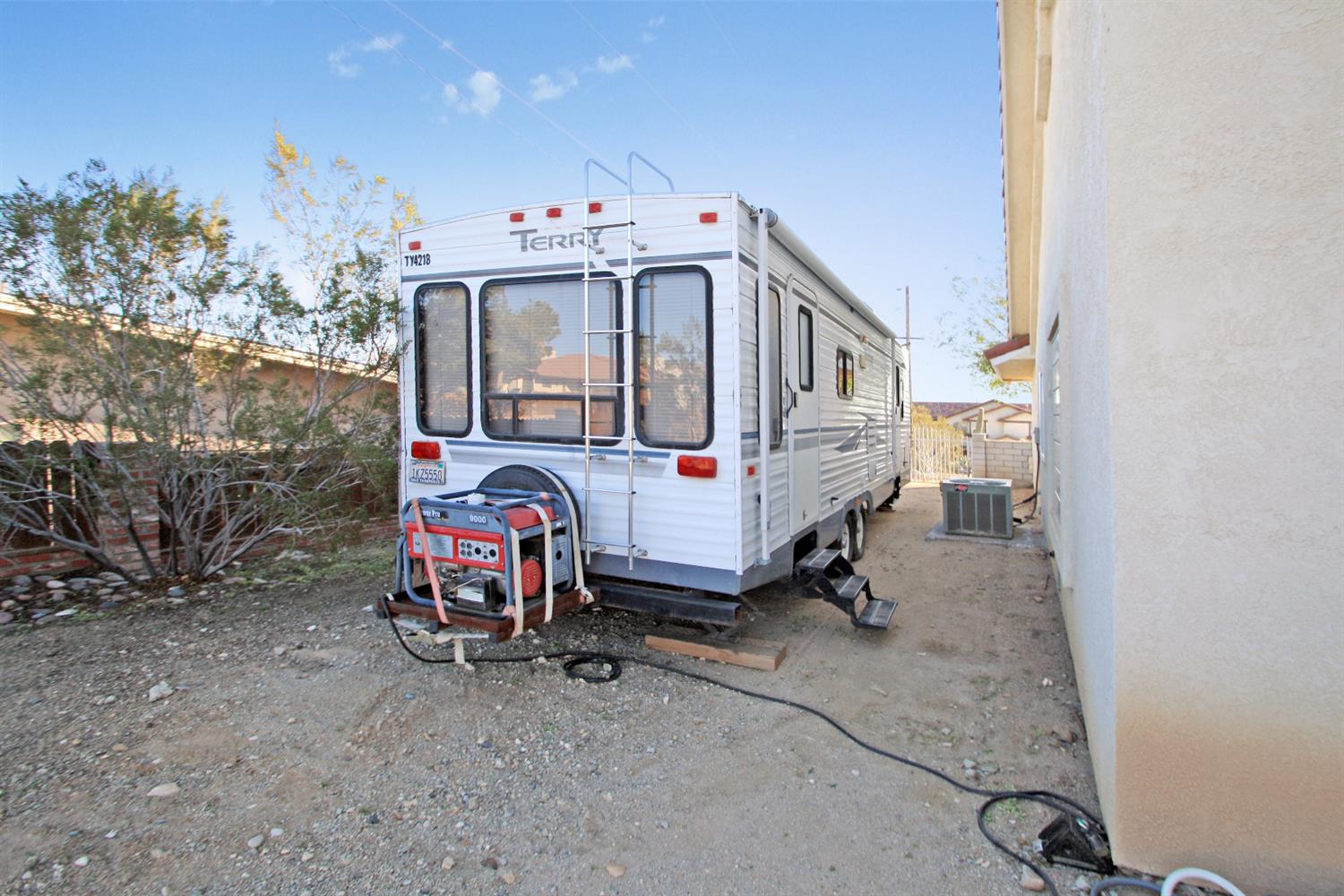 Undisclosed, Apple Valley, CA 92307 photo 59
