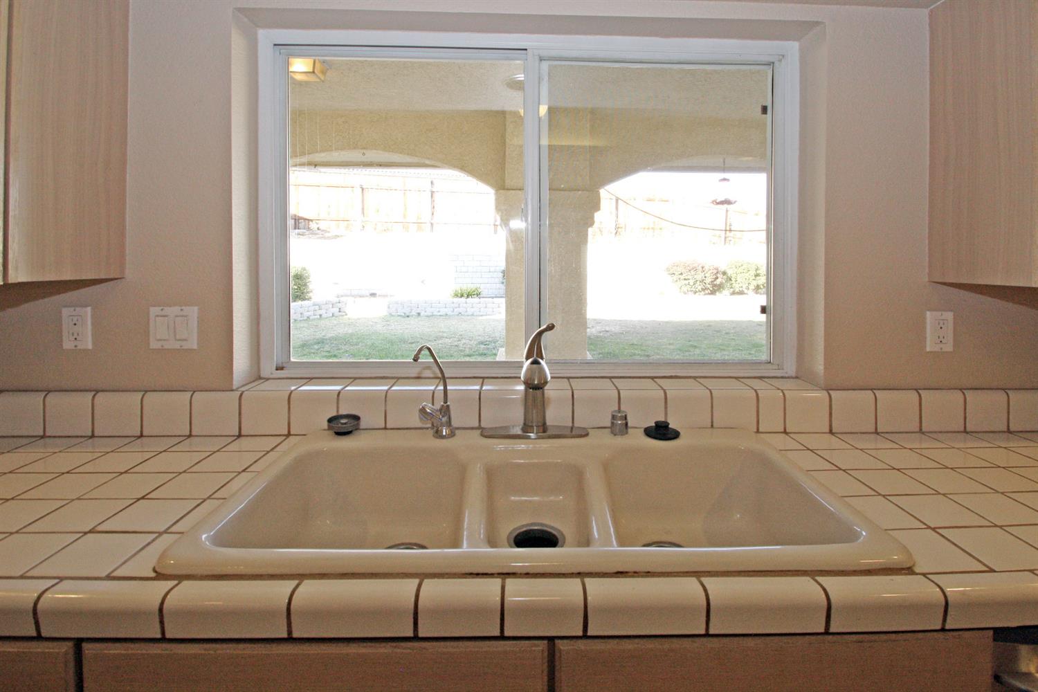 Undisclosed, Apple Valley, CA 92307 photo 20