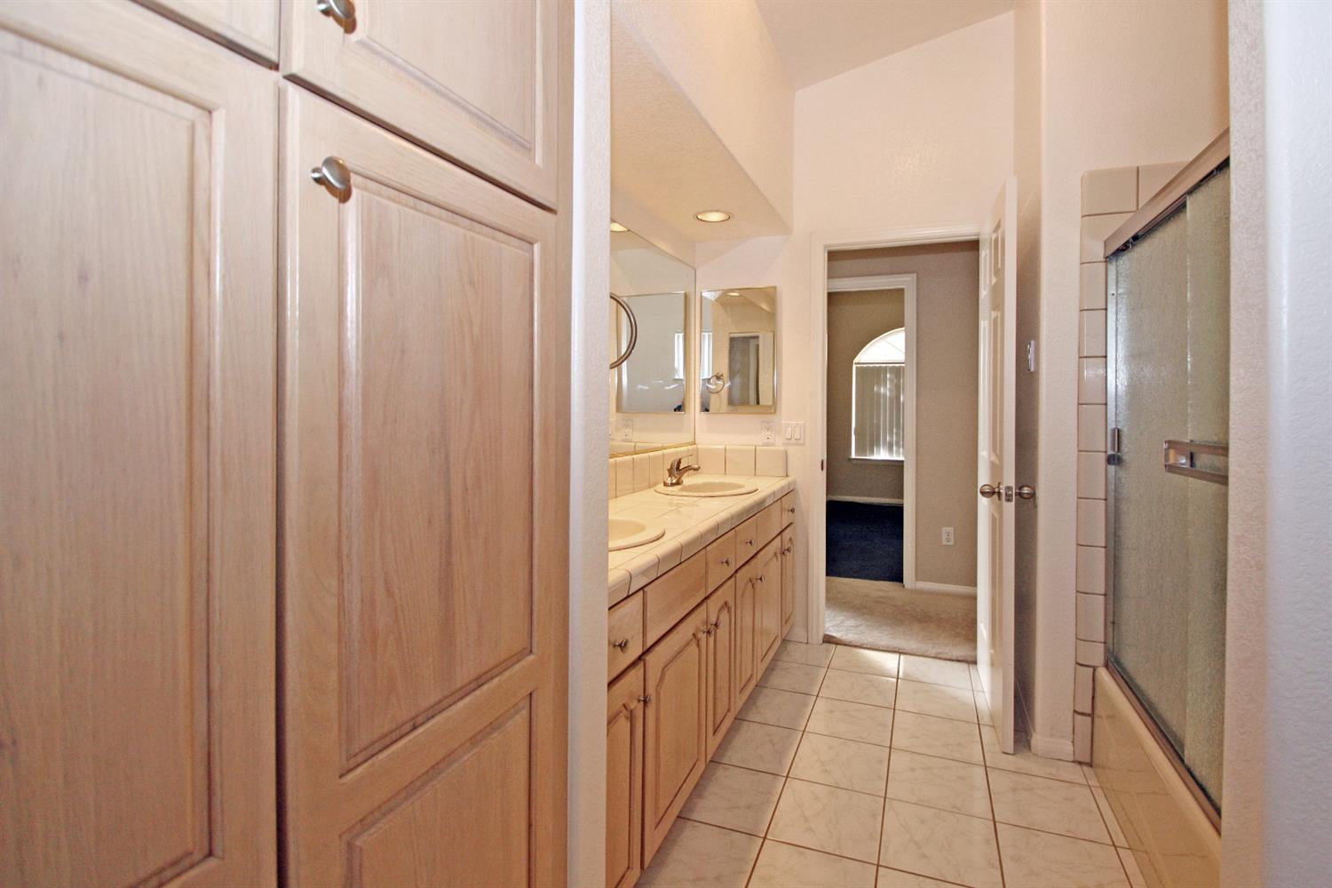 Undisclosed, Apple Valley, CA 92307 photo 37