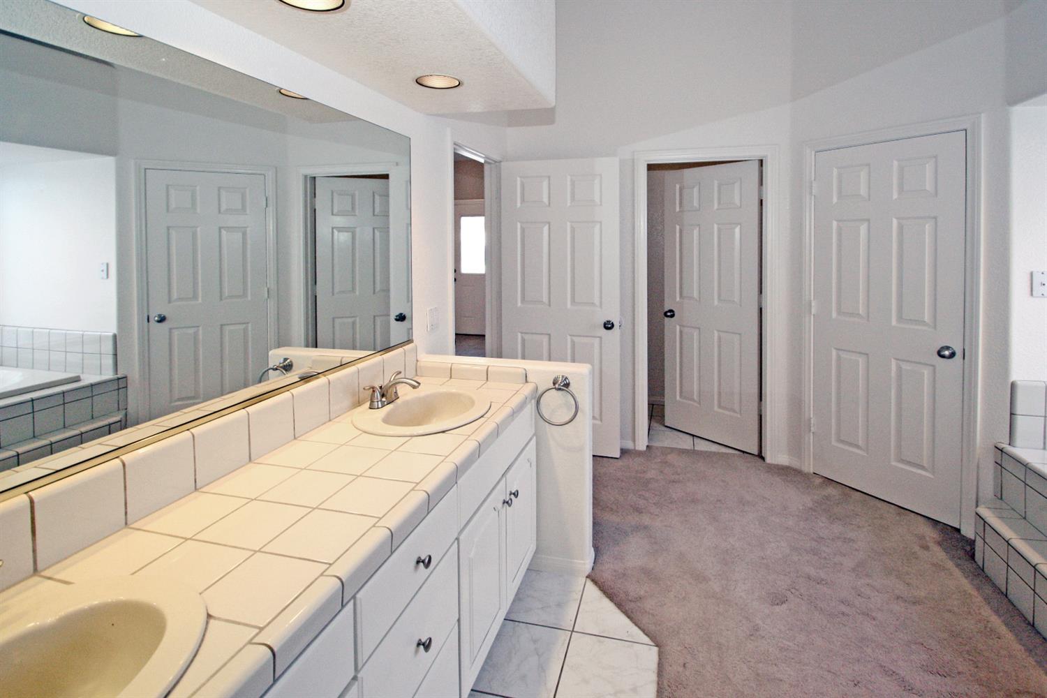 Undisclosed, Apple Valley, CA 92307 photo 33