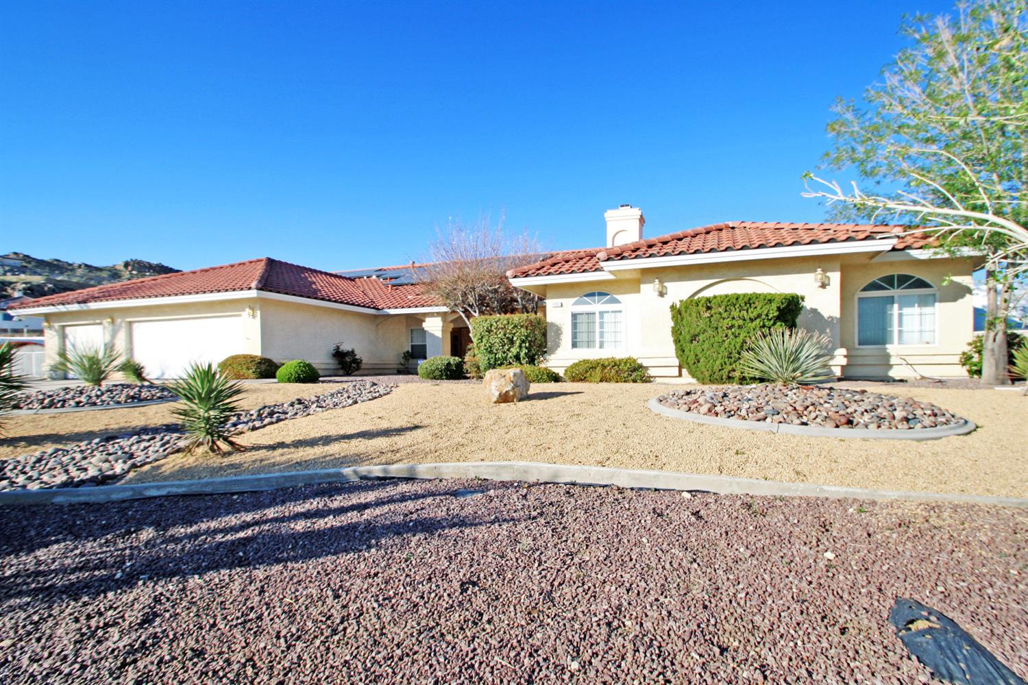 Undisclosed, Apple Valley, CA 92307 photo 4