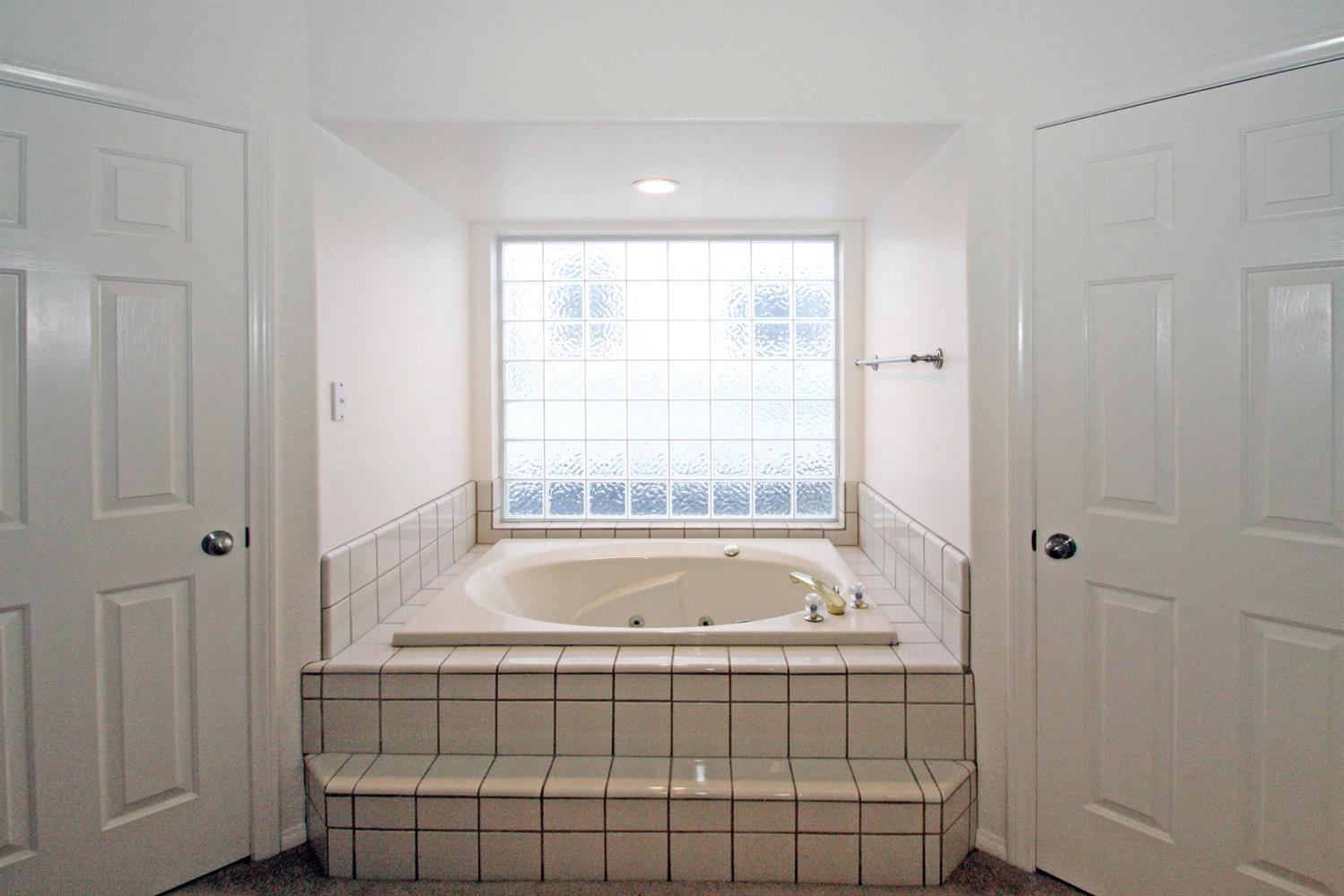 Undisclosed, Apple Valley, CA 92307 photo 41