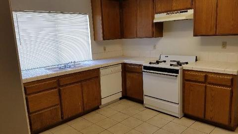 11306 Chimayo Rd, Apple Valley, CA 92308 photo 2