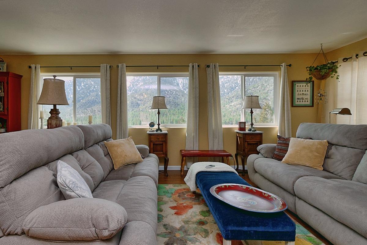 1211 Rivera Dr, Wrightwood, CA 92397 photo 7