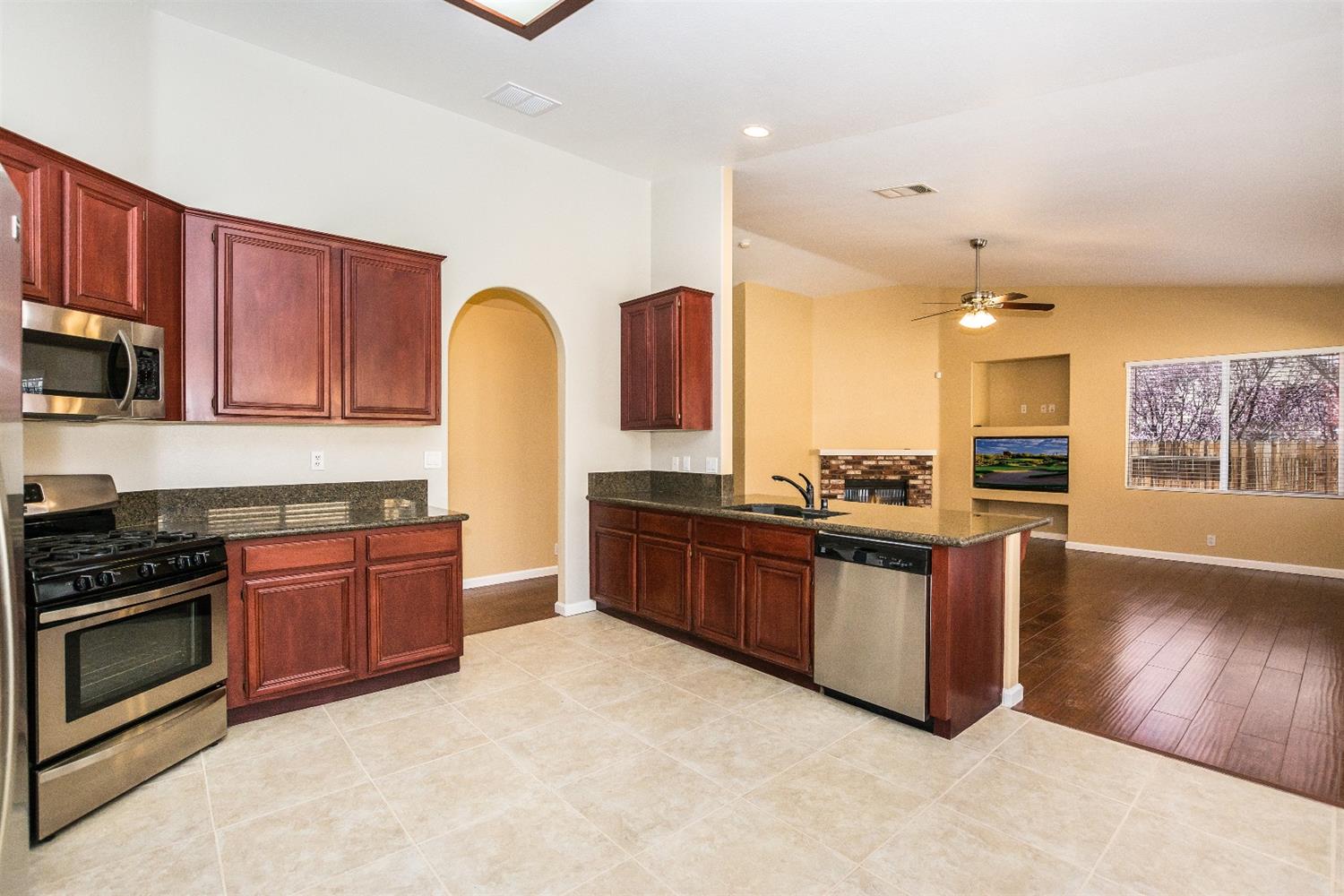 18810 Sahale Ln, Apple Valley, CA 92307 photo 10