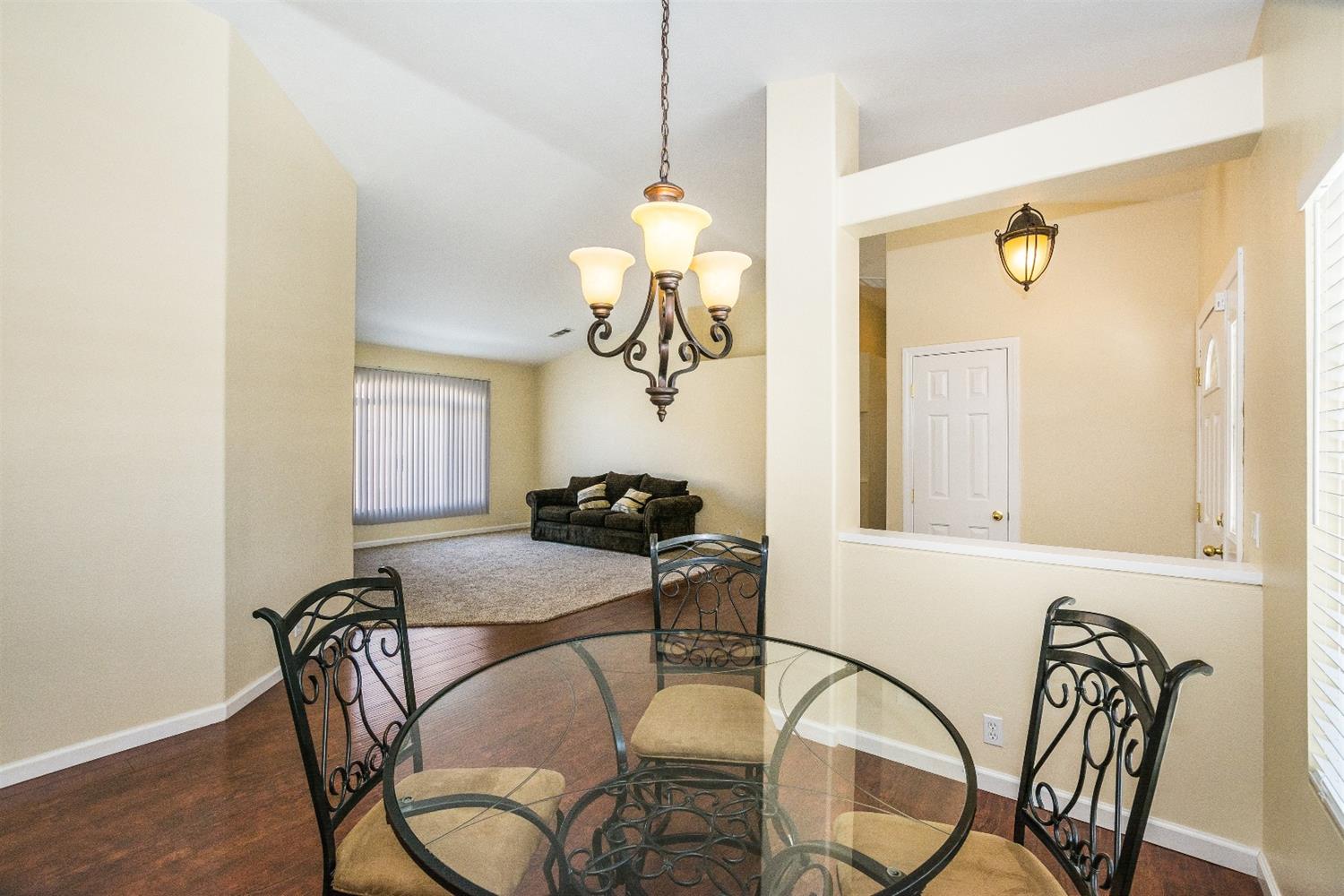 18810 Sahale Ln, Apple Valley, CA 92307 photo 5