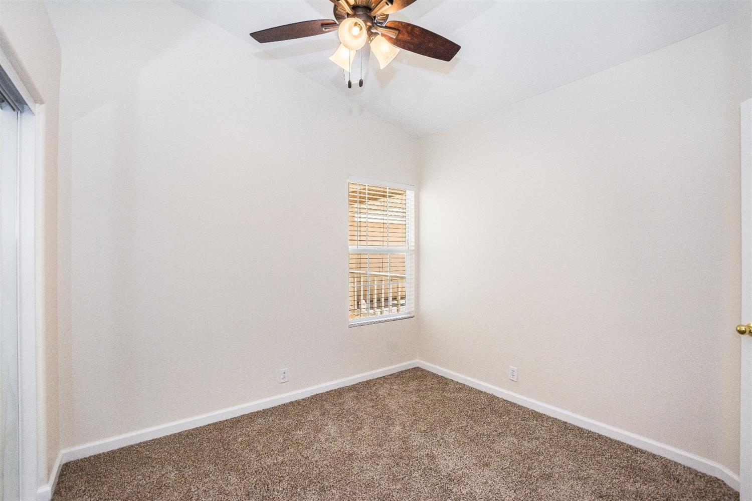 18810 Sahale Ln, Apple Valley, CA 92307 photo 15