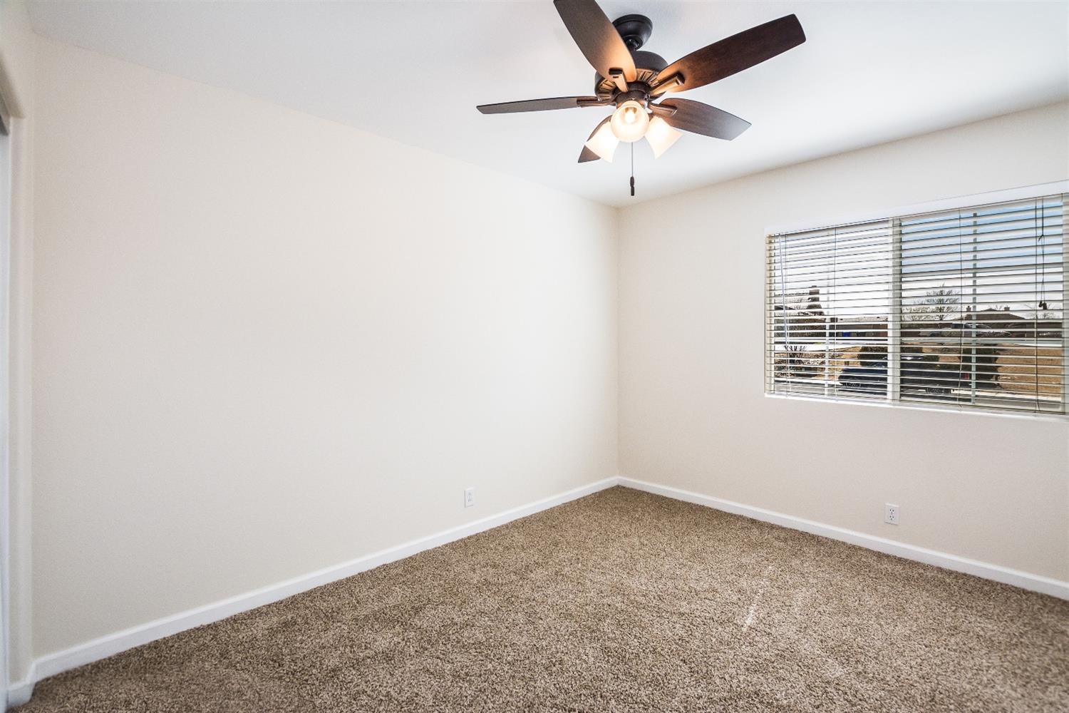 18810 Sahale Ln, Apple Valley, CA 92307 photo 19