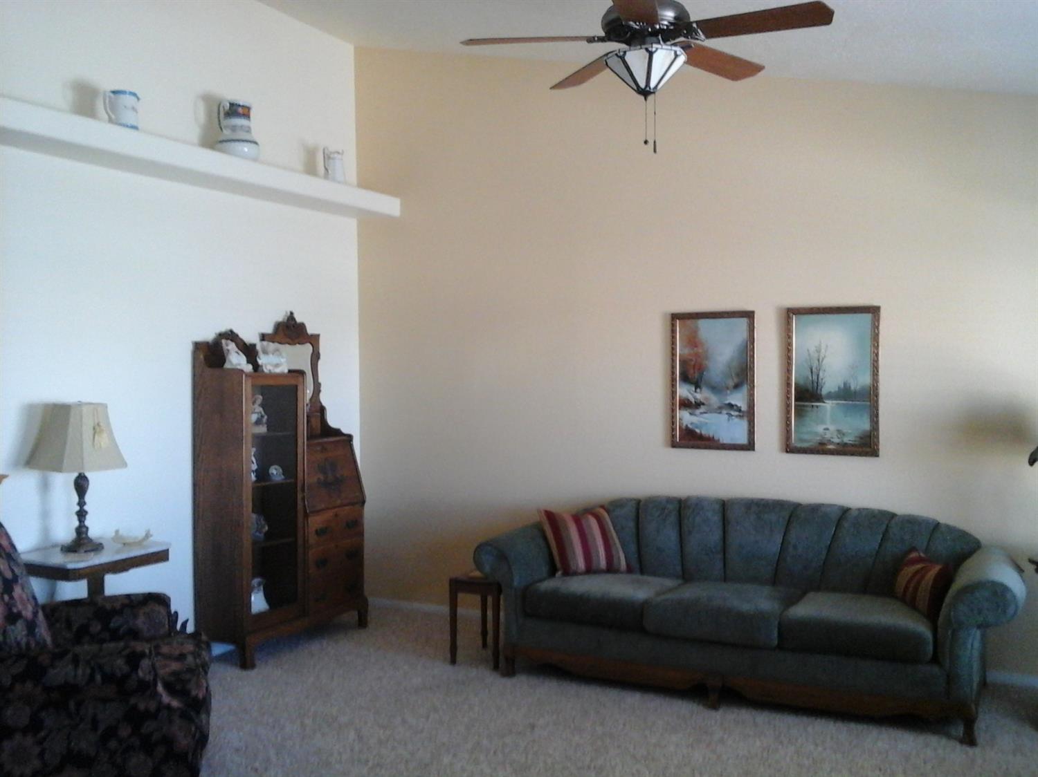 19787 Lara Ln, Apple Valley, CA 92308 photo 4