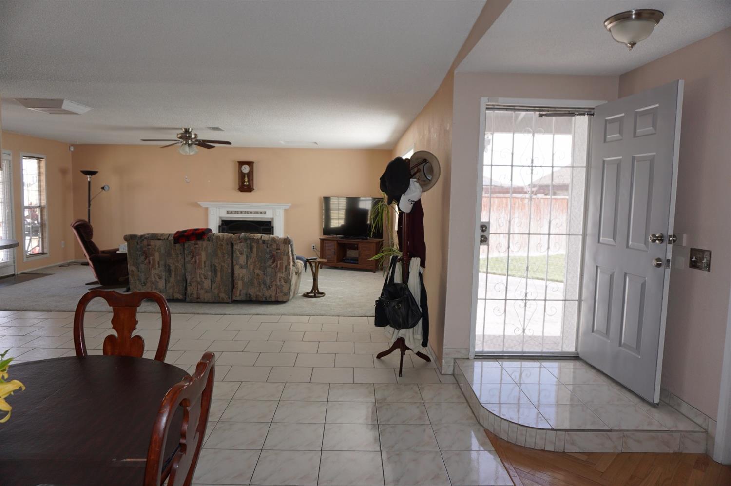 1505 Palo Ct, Barstow, CA 92311 photo 6