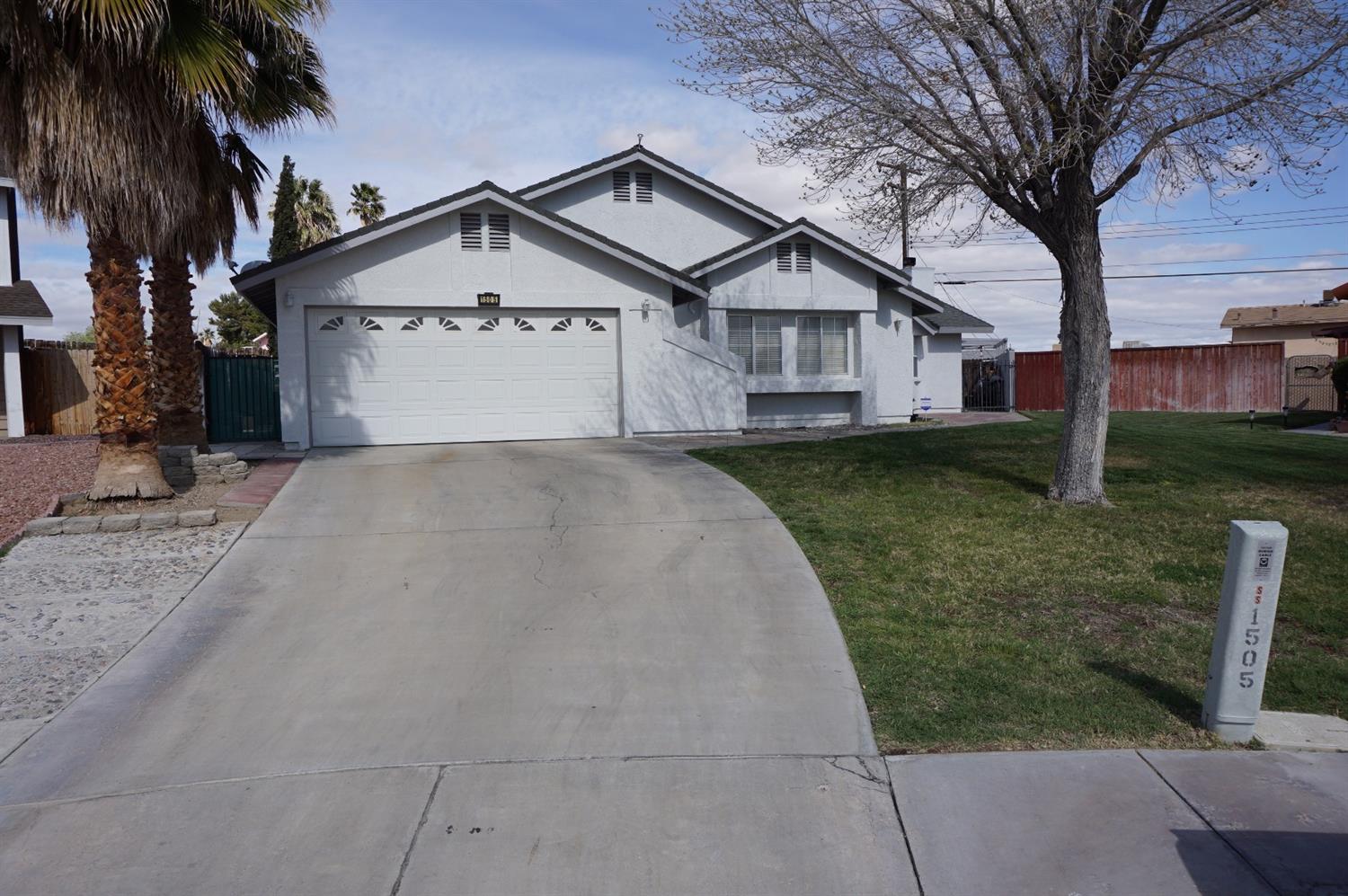 1505 Palo Ct, Barstow, CA 92311 photo 2