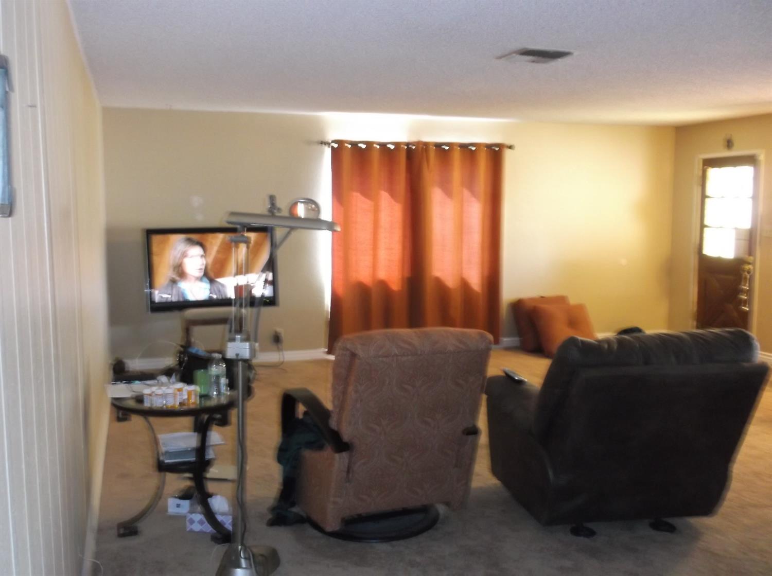 10536 6th Ave, Hesperia, CA 92345 photo 5