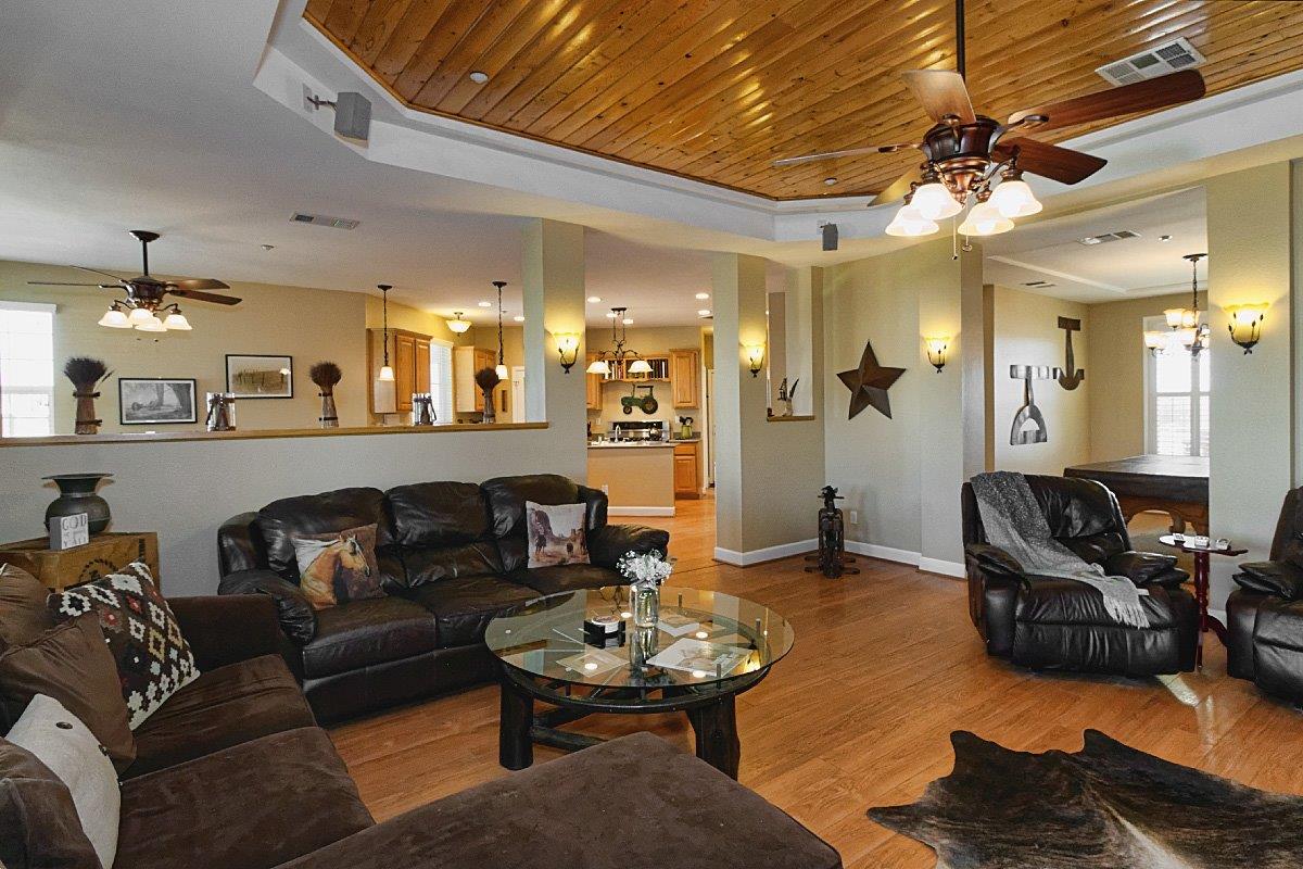 10378 Cordero Rd, Phelan, CA 92371 photo 10