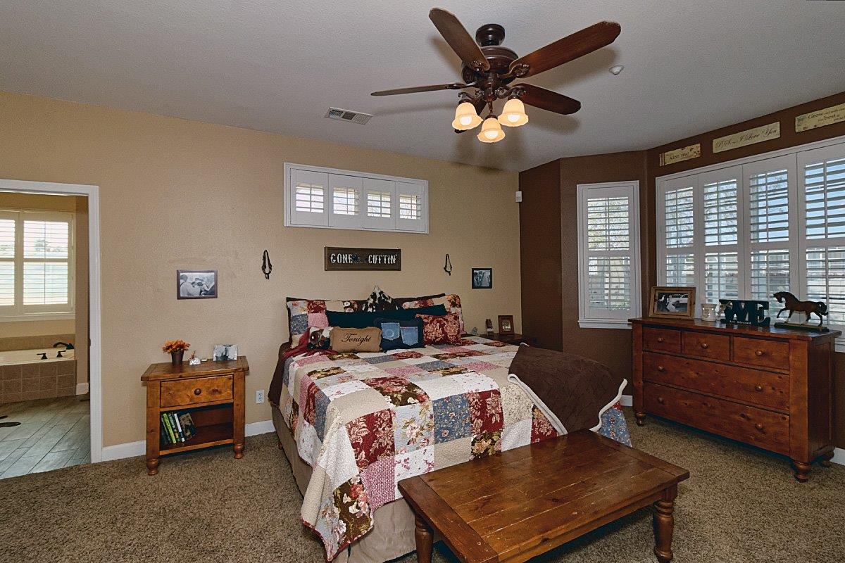 10378 Cordero Rd, Phelan, CA 92371 photo 27