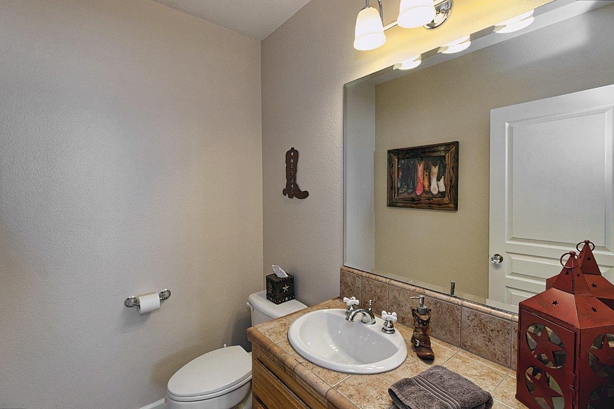 10378 Cordero Rd, Phelan, CA 92371 photo 16