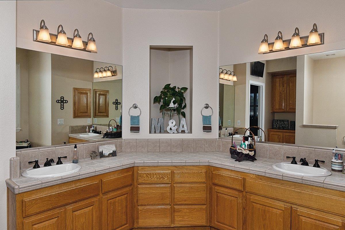 10378 Cordero Rd, Phelan, CA 92371 photo 30