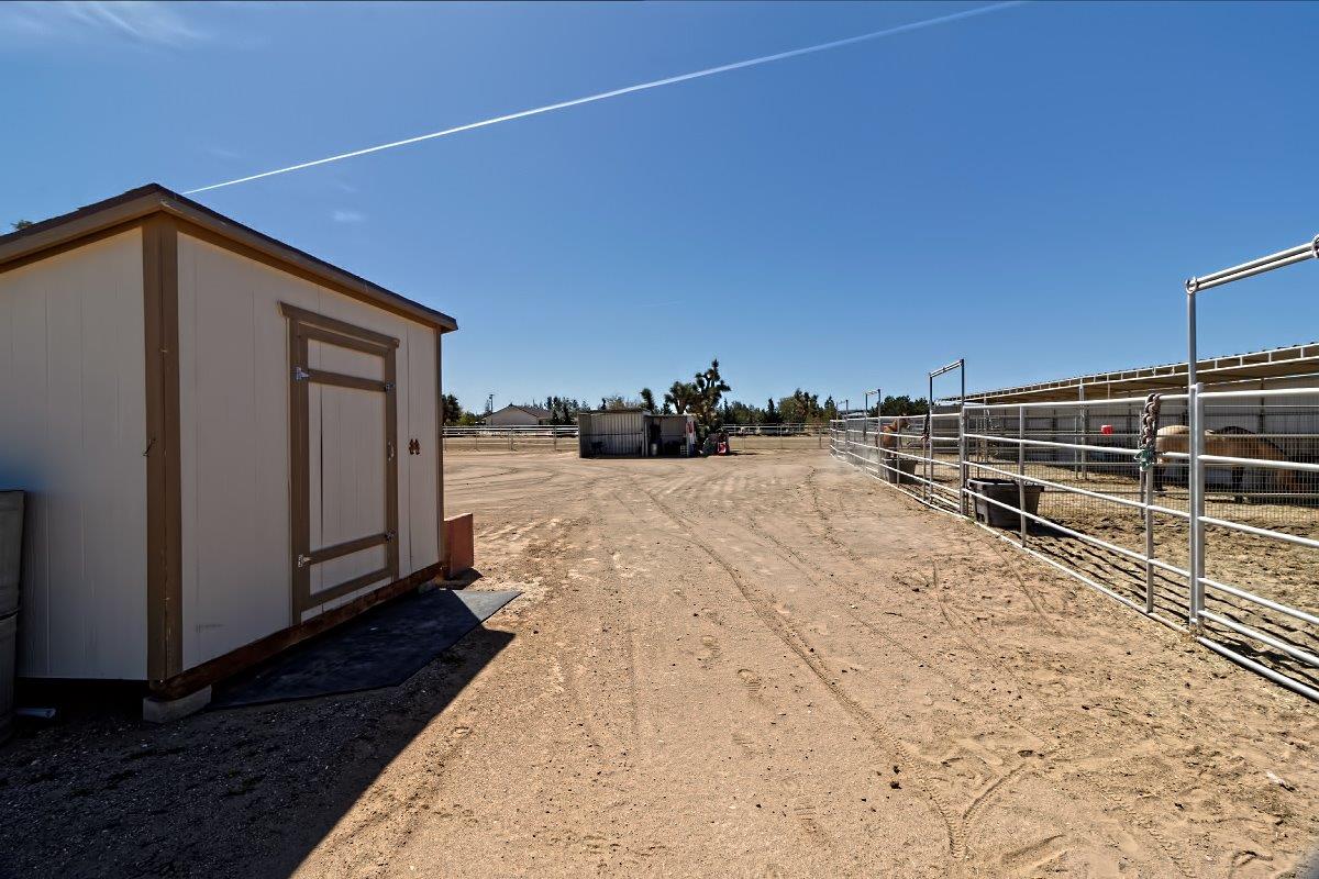 10378 Cordero Rd, Phelan, CA 92371 photo 36