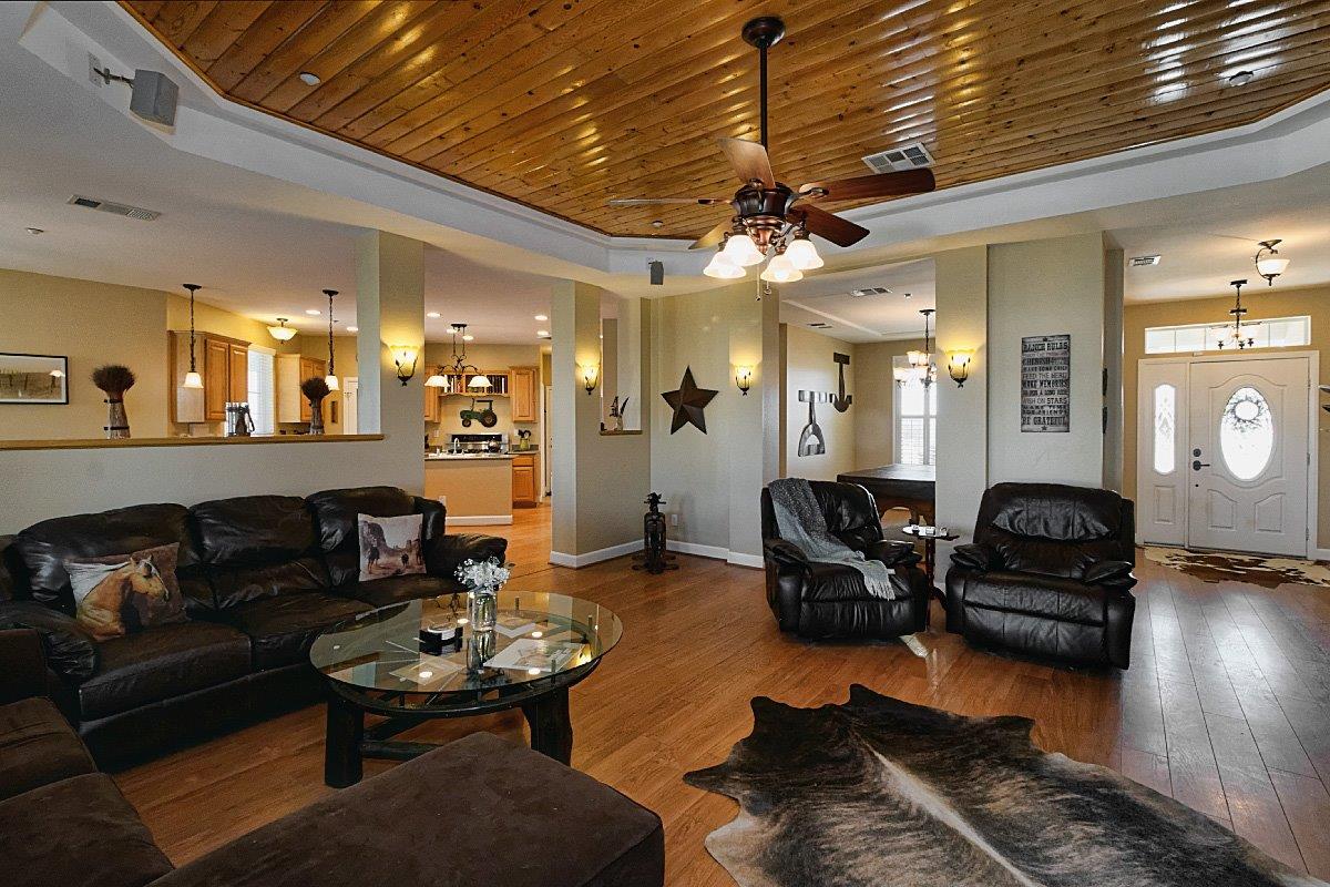10378 Cordero Rd, Phelan, CA 92371 photo 7