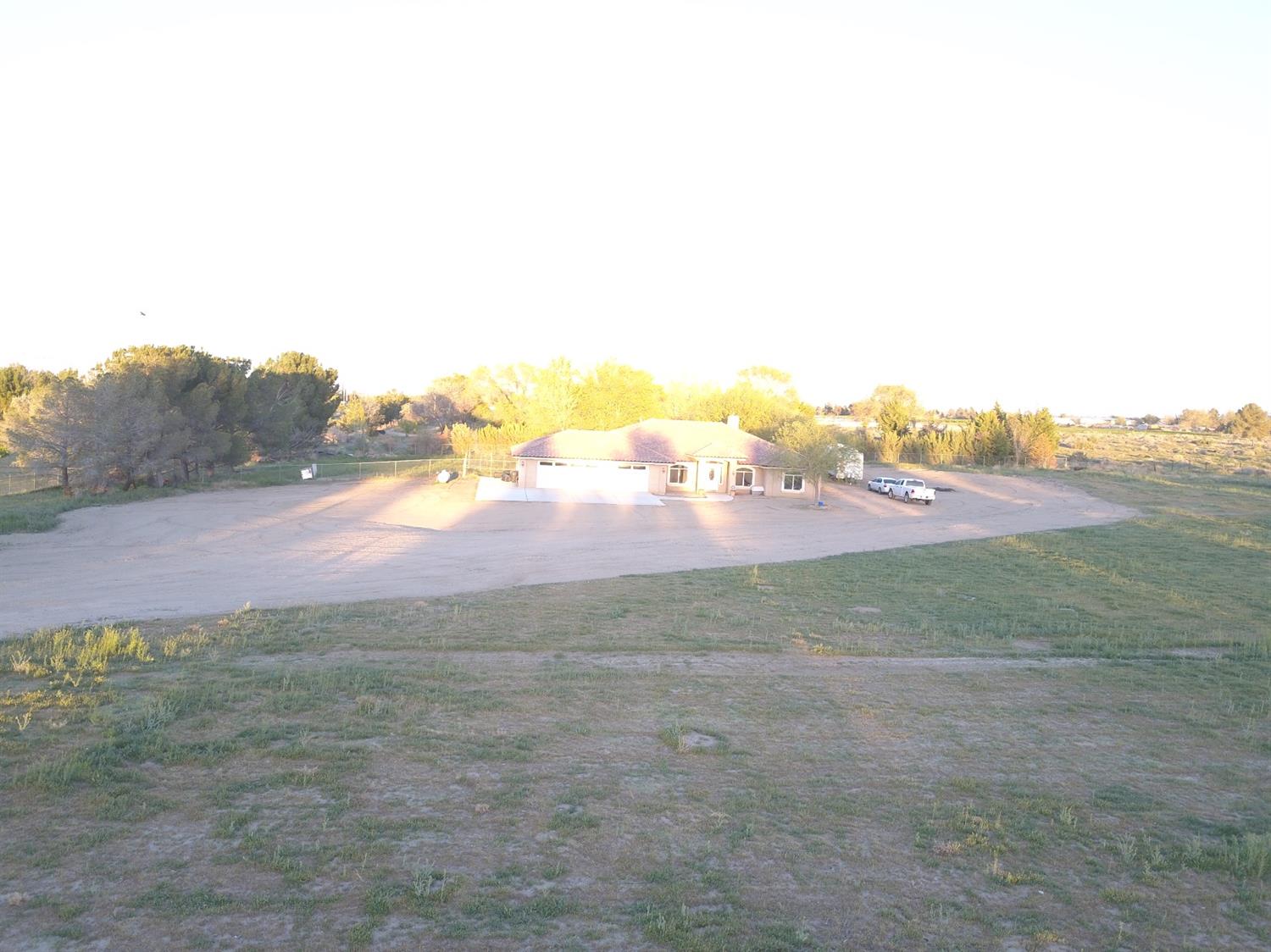 11125 Valle Vista Rd, Phelan, CA 92371 photo 56