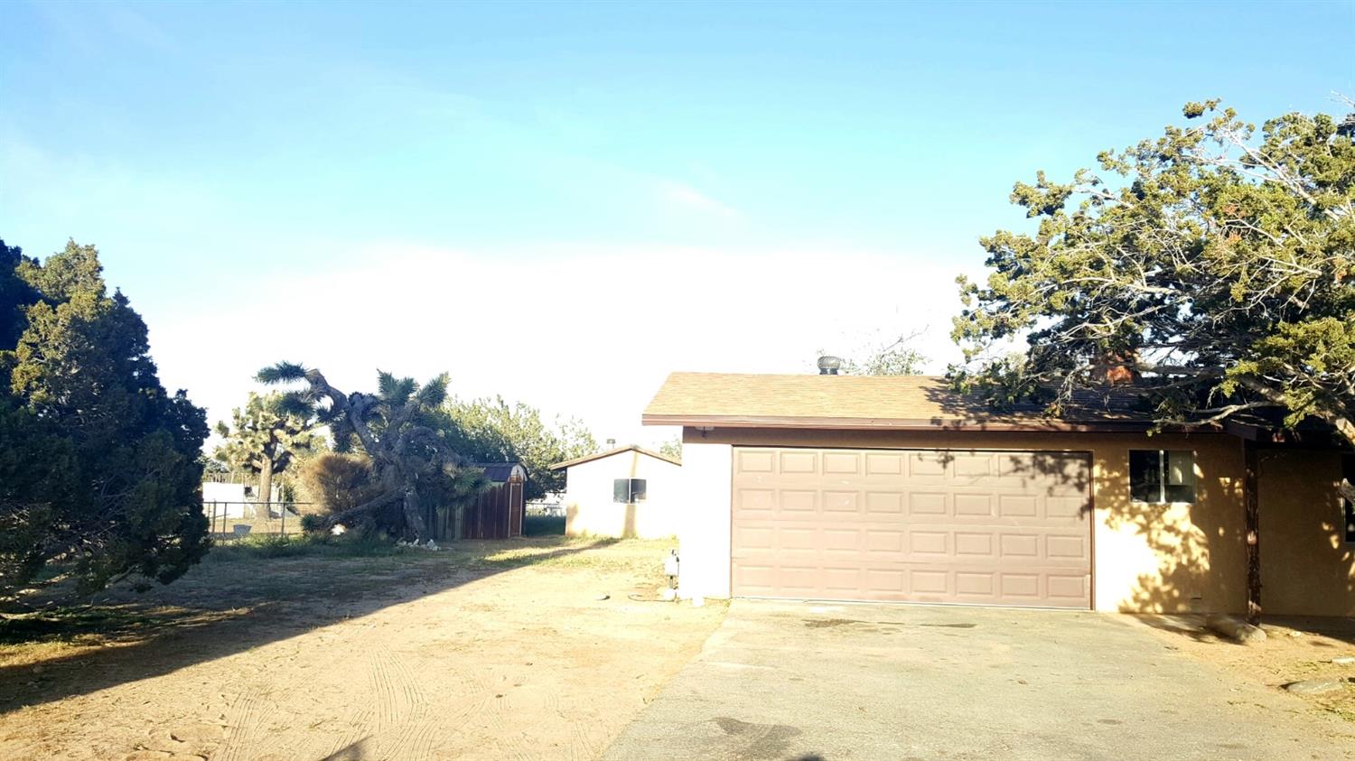 8301 8th Ave, Hesperia, CA 92345 photo 3