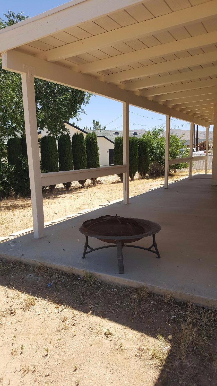 18384 Fairburn St, Hesperia, CA 92345 photo 3