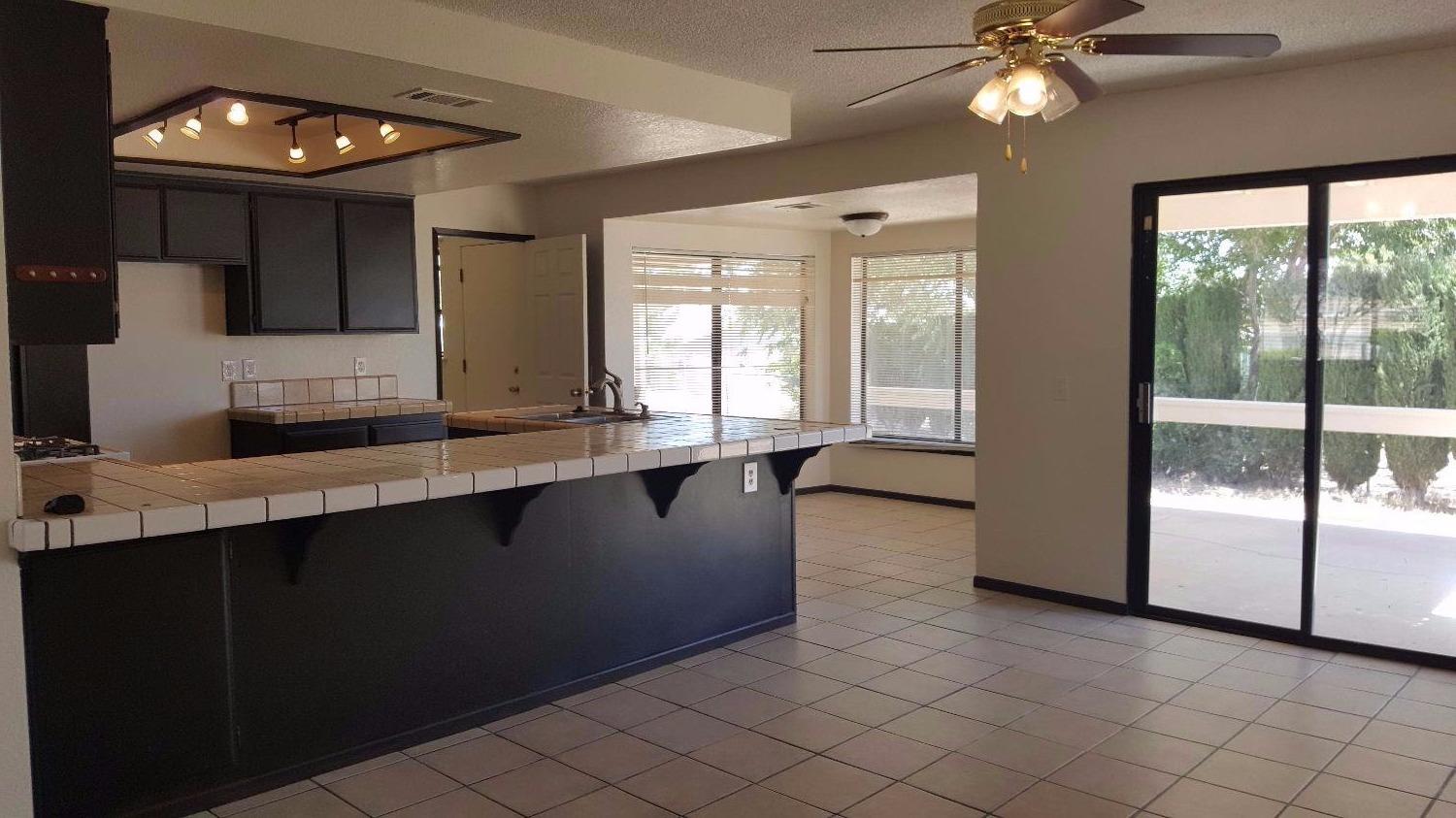 18384 Fairburn St, Hesperia, CA 92345 photo 8