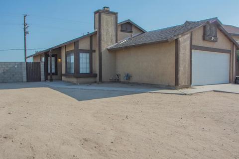 12102 Pluto Dr, Victorville, CA 92392 photo 1