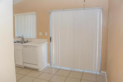 12102 Pluto Dr, Victorville, CA 92392 photo 8