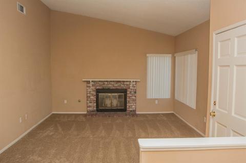 12102 Pluto Dr, Victorville, CA 92392 photo 4
